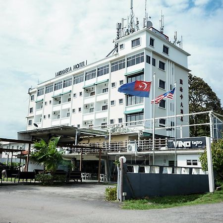 Merdeka Hotel Κλουάνγκ Εξωτερικό φωτογραφία
